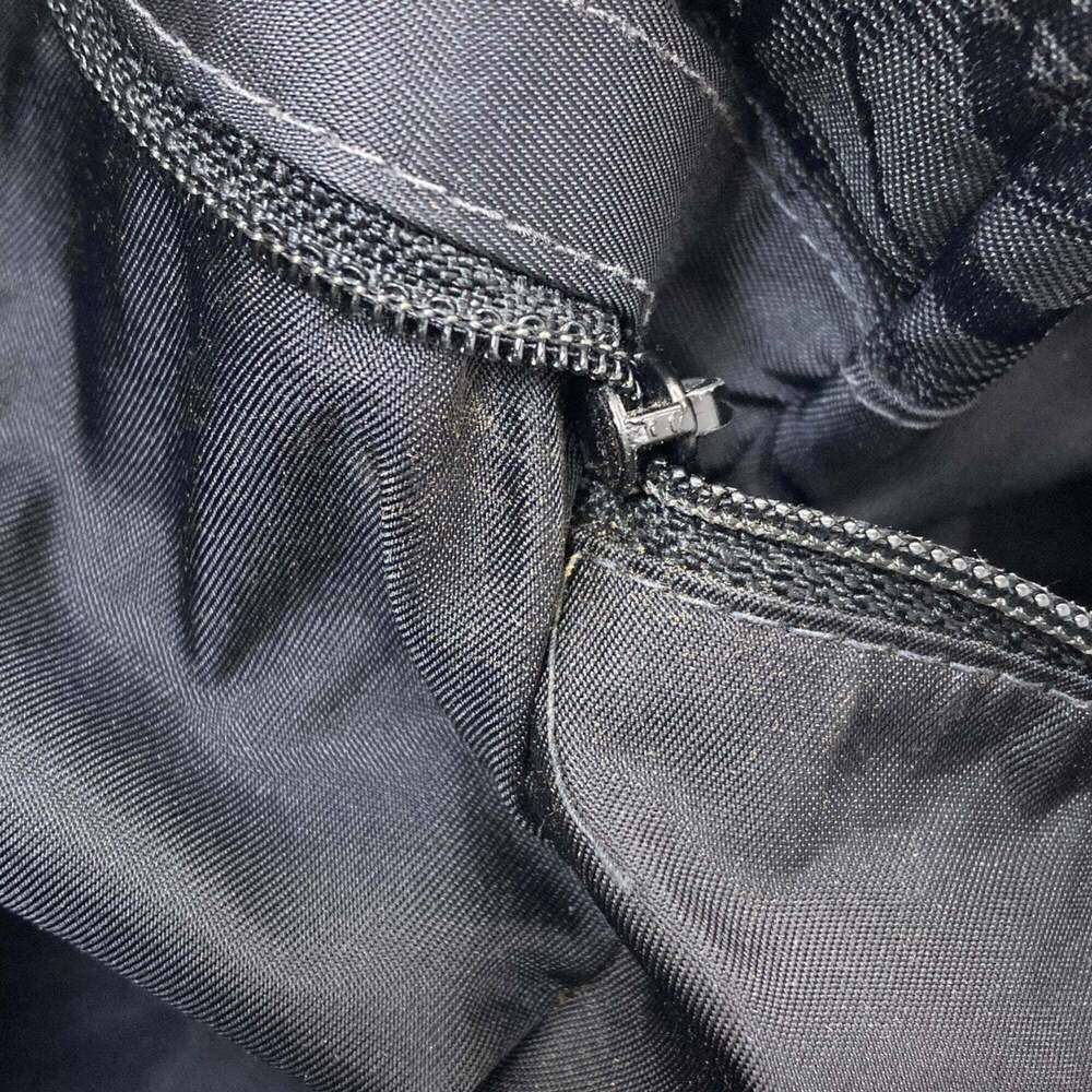 CHANEL Black Tote Bag - Picture 10 of 16